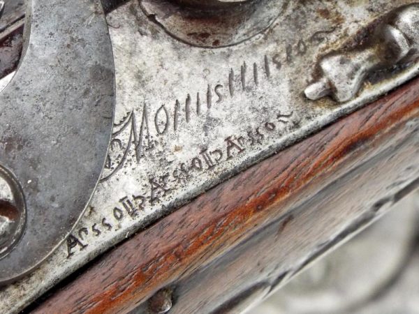 LOT 40: A FINE PAIR OF FRENCH FLINTLOCK DUELLING PISTOLS - Image 5